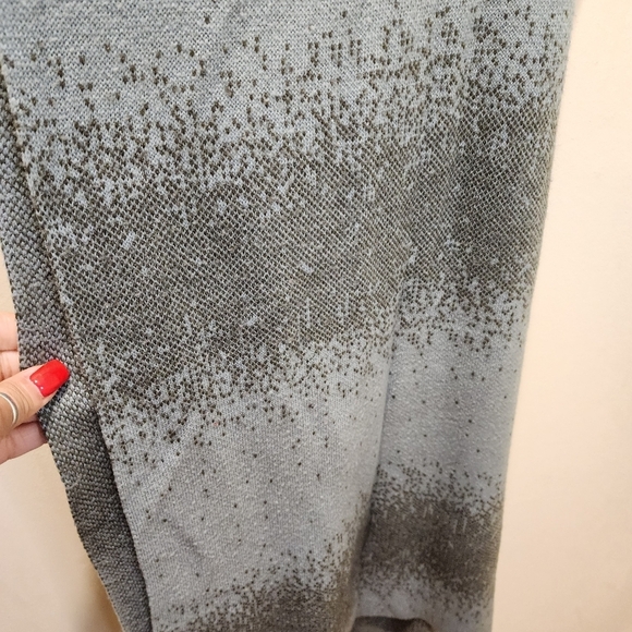 ANTHROPOLOGIE Madison 88 large scarf - Picture 2 of 7